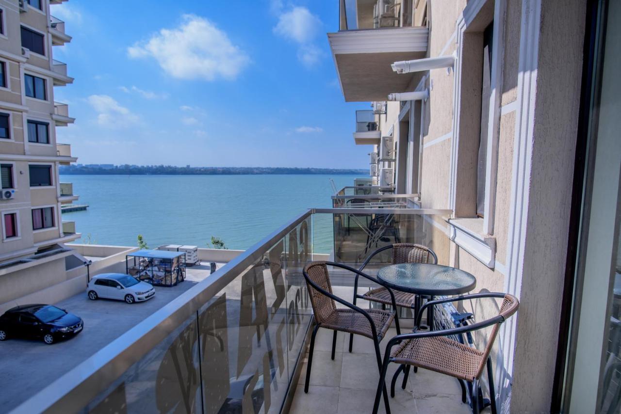 Beach Vibe Apartments Solid Residence Mamaia Bagian luar foto