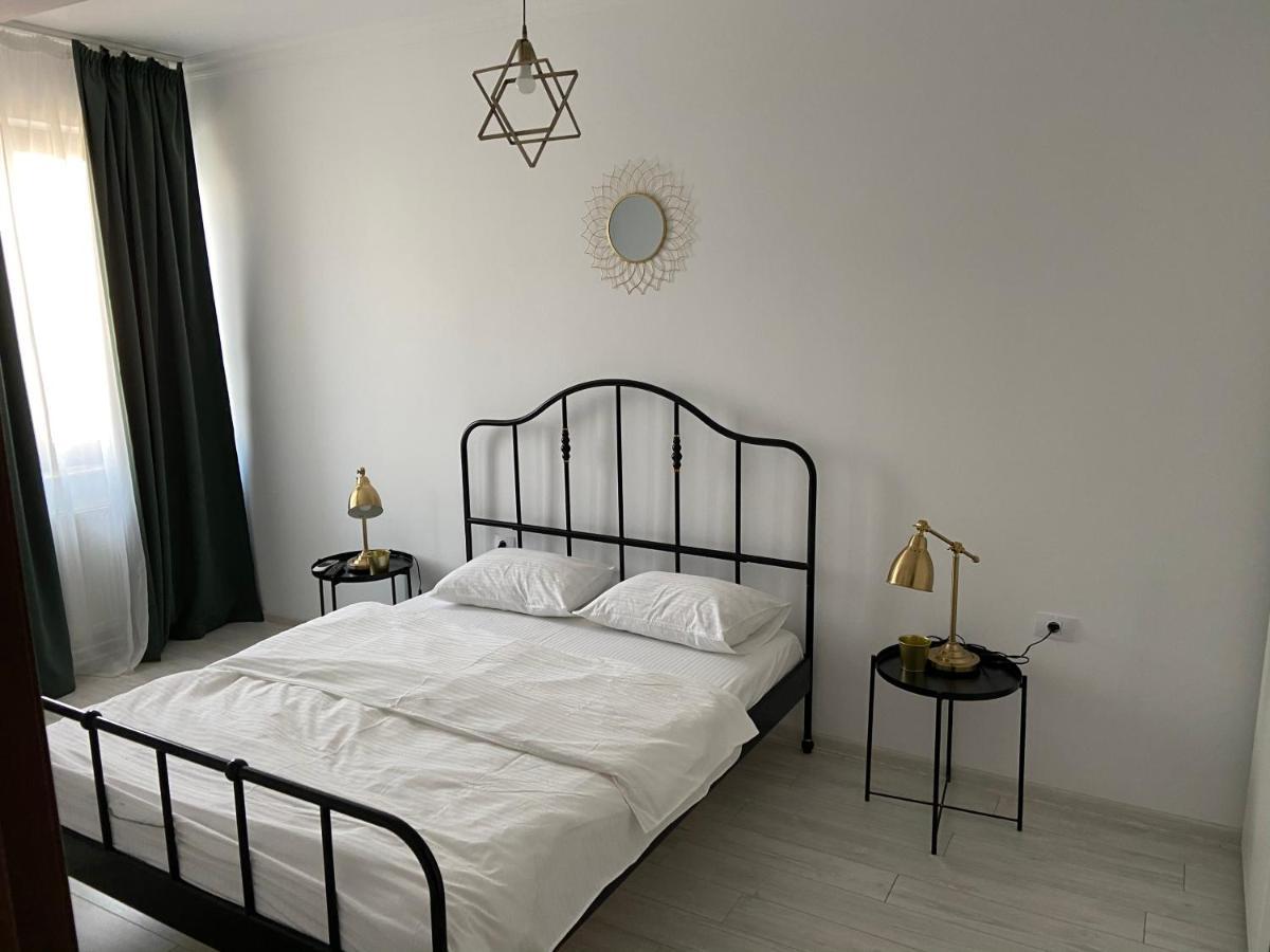 Beach Vibe Apartments Solid Residence Mamaia Bagian luar foto