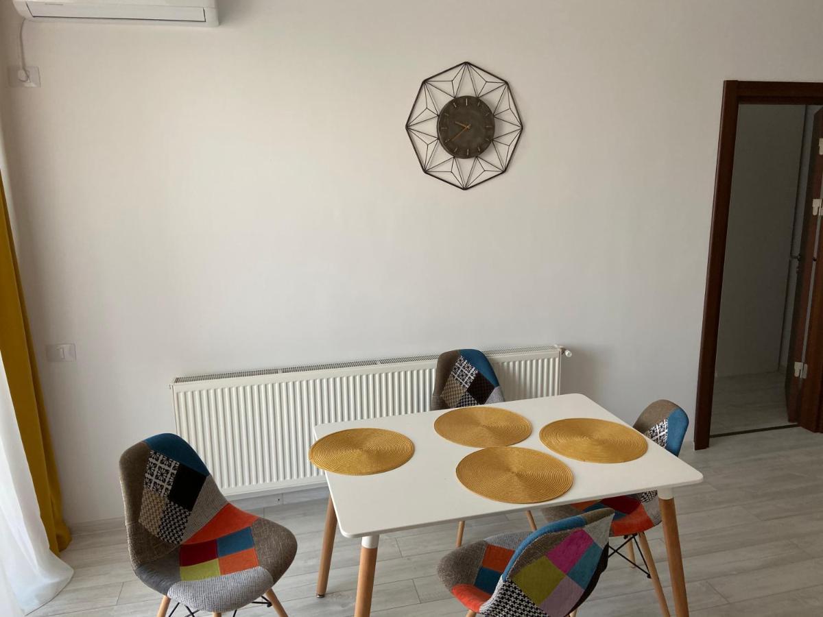Beach Vibe Apartments Solid Residence Mamaia Bagian luar foto